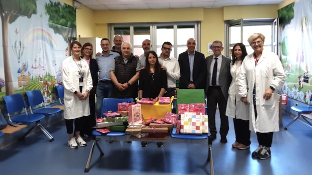 consegna giocattoli aou fdi