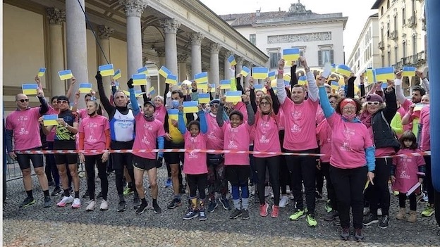 novara coorre in rosa 2022