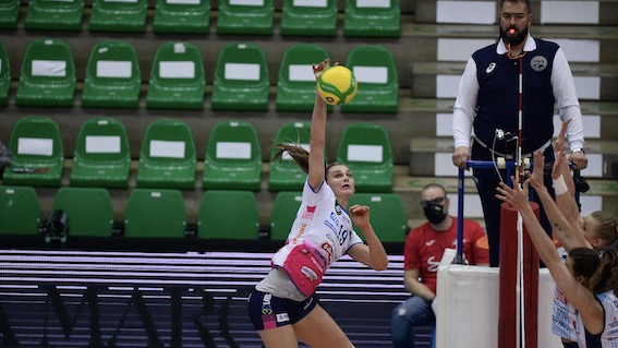 igor volley azione 2