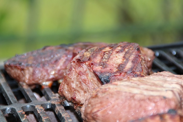 Grigliata di Ferragosto? Sì ma in sicurezza. Il decalogo dell'Istituto zooprofilattico piemontese 