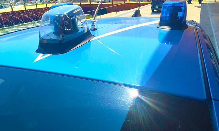 Prende l'autostrada A26 contromano. 58enne di Padova fermata dalla polizia. Via auto e patente