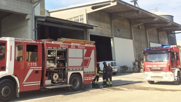 Sozzago: cause ignote per incendio a silos di cereali. Nessun ferito